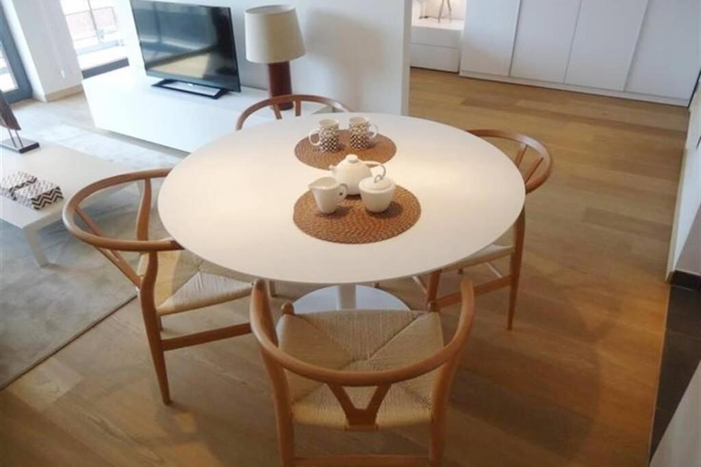 Luxury Suite Apartment Flagey/Louizalaan Brussel Bagian luar foto