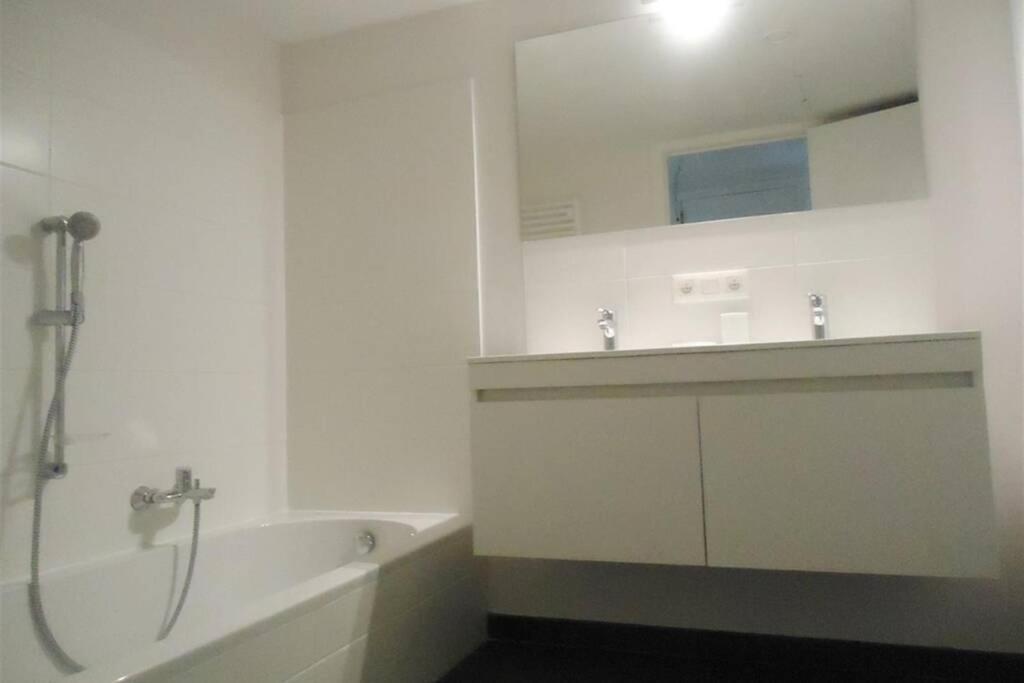 Luxury Suite Apartment Flagey/Louizalaan Brussel Bagian luar foto